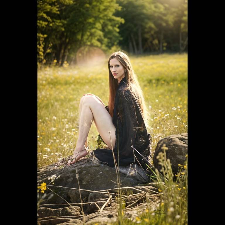 Fine Art & Artistic Portraits image 19